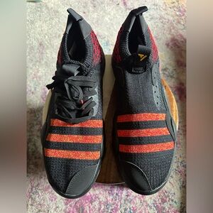 Men's Black & Red Trae Young 2 Basketball Sneakers